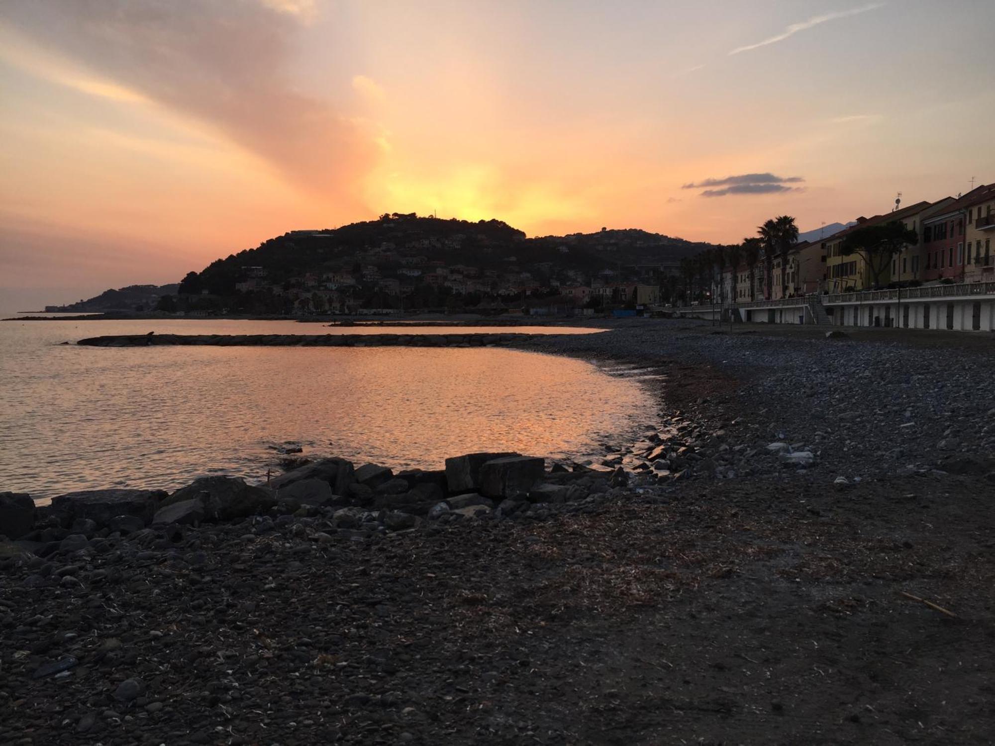 Casa Mia Διαμέρισμα Imperia Εξωτερικό φωτογραφία